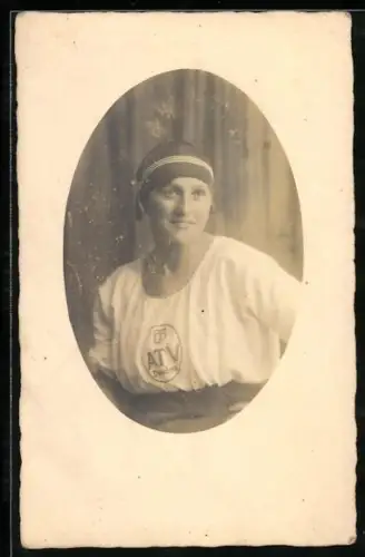 Foto-AK Dresden, Angehörige vom Arbeiter-Turnverein, Arbeiterbewegung