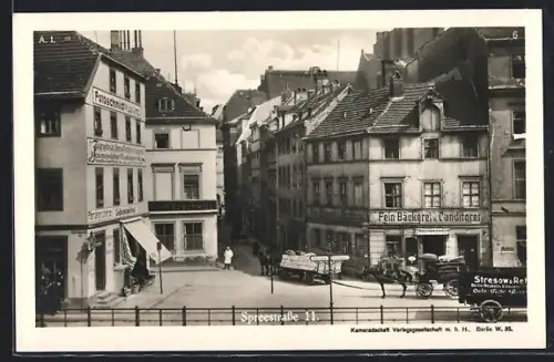 AK Berlin, Häuser und Geschäfte an der Spreestrasse 11, Kutsche und Pferdefuhrwerk