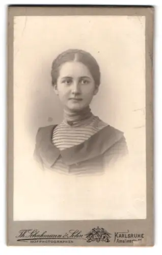 Fotografie W. Schuhmann & Sohn, Karlsruhe, Amalienstrasse 57, Martha Eitel im Porträt 1905