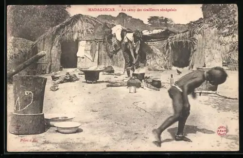 AK Madagascar, Au camp des tirailleurs sénégalais