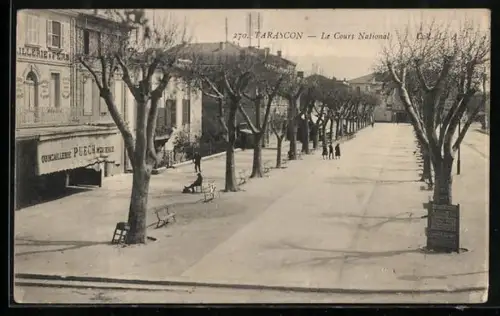 AK Tarascon, Le Cours National