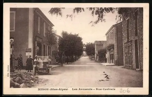 AK Mison, Les Armands, Rue Centrale