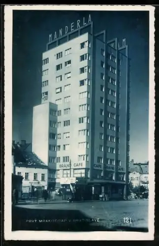 AK Bratislava, Grand Café, Prvý Mrakodrap