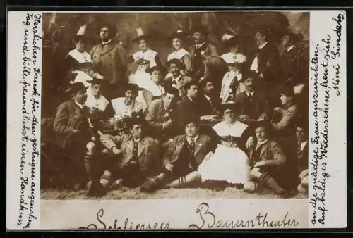 AK Schlierseer Bauerntheater, Gruppenbild in Trachten