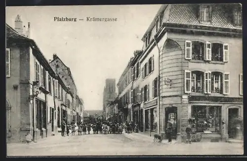 AK Pfalzburg, Krämergasse mit Geschäften