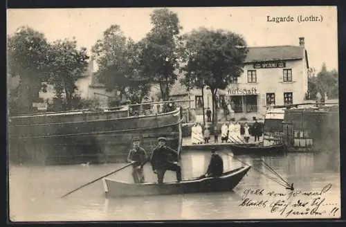 AK Lagarde, Partie auf dem Fluss