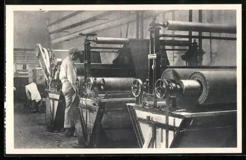 AK Verfapparaat voor weefsels, Webereiarbeiter