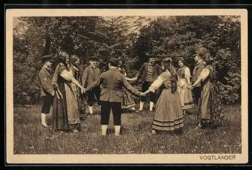 AK Dresden, Sachsentag Juli 1914, tanzende Vogtländer in Tracht