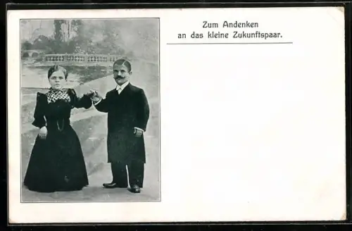 AK Paar in festlicher Kleidung, Liliputaner, Zukunftspaar