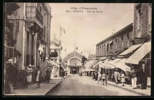 AK Dinard /Côte d`Emeraude, Rue du Casino