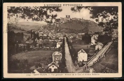 AK Saint Flour, L`Auvergne Pittoresque, Vue générale et Avenue de la Gare et Avenue Bellevue