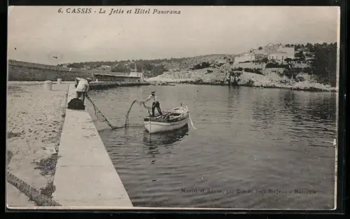AK Cassis, La Jetée et Hôtel Panorama