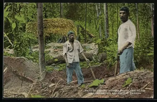 AK Panama, Natives digging ancient indian graves for gold ornaments and pottery