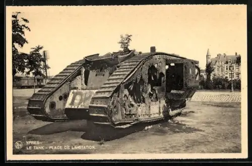 AK Ypres, Place de la Station, zerschossener Mark II Panzer