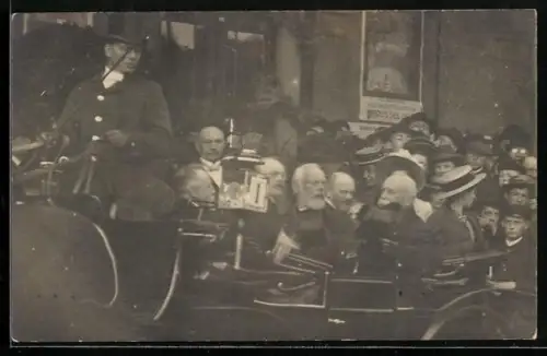 Foto-AK König Ludwig III. von Bayern in einer Kutsche