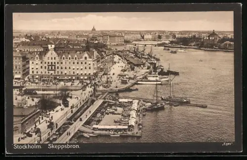 AK Stockholm, Skeppsbron