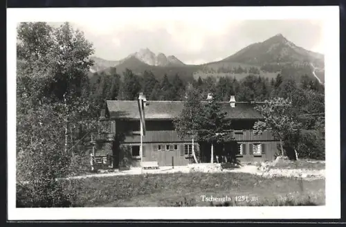 AK Tschengla, Berghaus vor Gebirgspanorama