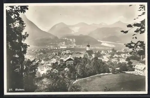 AK Bludenz, Panorama mit Kirche und Bergkulisse