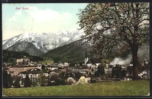 AK Bad Ischl, Ortsansicht mit Kirche und Bergpanorama