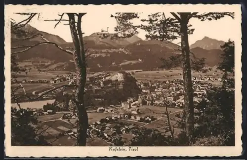 AK Kufstein /Tirol, Panorama mit Ort und Bergen