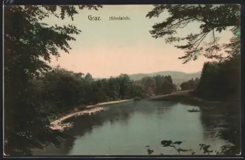 AK Graz, Hilmteich, Ruderboote am Ufer