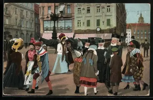 AK Karnevalisten ziehen zur Faschingzeit durch die Strasse