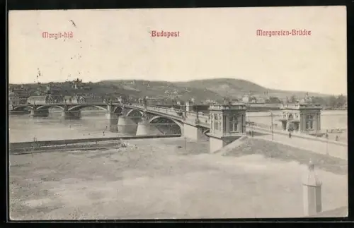 AK Budapest, Margareten-Brücke mit Passanten