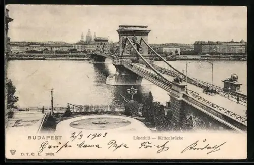 AK Budapest, Kettenbrücke mit Kutsche
