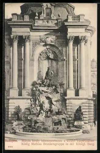 AK Budapest, König Mathias Brunnengruppe in der Königlichen Burg