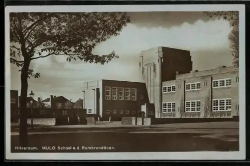 AK Hilversum, Mulo School a. d. Rembrandtlaan