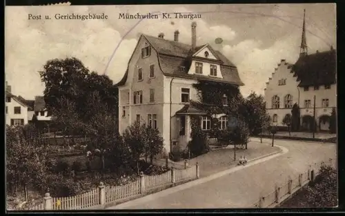 AK Münchwilen /Thurgau, Post und Gerichtsgebäude mit Grünanlagen