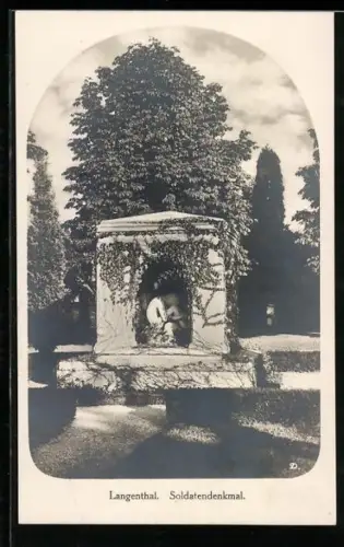 AK Langenthal, Am Soldatendenkmal