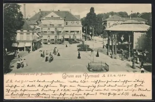 AK Pyrmont, Brunnenplatz und Gr. Badehotel