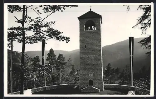 AK Triberg, Kriegerdenkmal, n