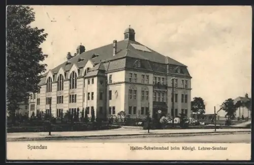 AK Berlin-Spandau, Hallen-Schwimmbad beim Kgl. Lehrer-Seminar