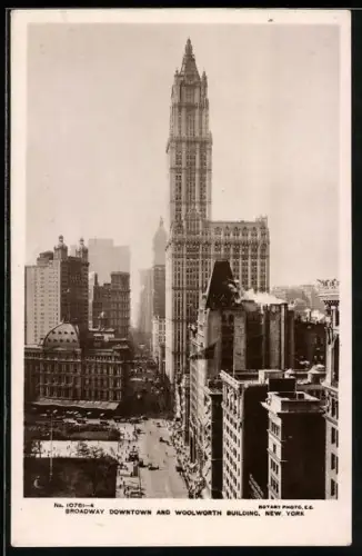 AK New York, NY, Broadway Downtown and Woolworth Building