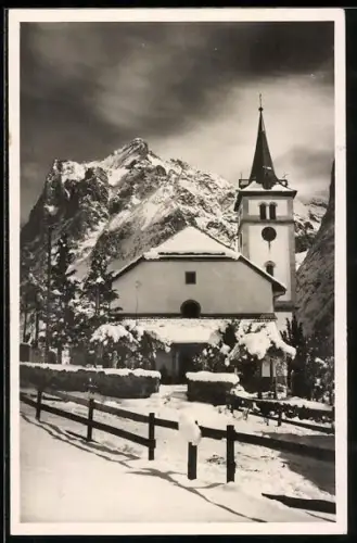 AK Grindelwald, Kirche mit Wetterhorn