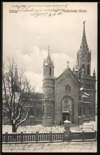 AK Libau, Katholische Kirche im Winter, Leute am Eingang