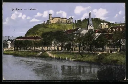 AK Ljubljana / Laibach, Blick vom Laibach-Fluss zur Burg