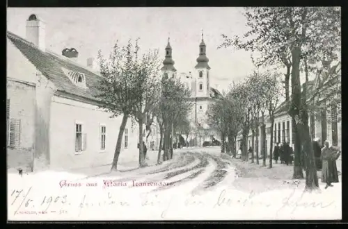 AK Maria Lanzendorf, Strassenpartie mit Kirche