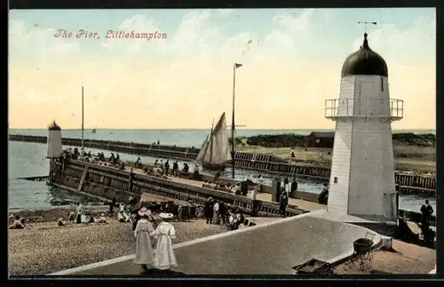 AK Littlehampton, The Pier and Lighthouse, Leuchtturm