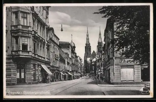 AK Liegnitz, Goldbergerstrasse mit Blick zur Kirche