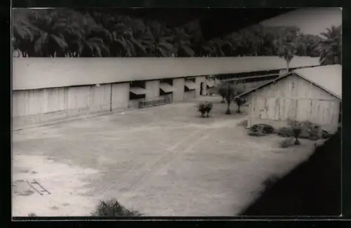 Foto-AK Brazzaville, Vue générale des nouveaux ateliers de confection