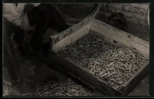 Foto-AK Brazzaville, Service de l`intendance de L`A.F.L., Atelier à bois et à fer