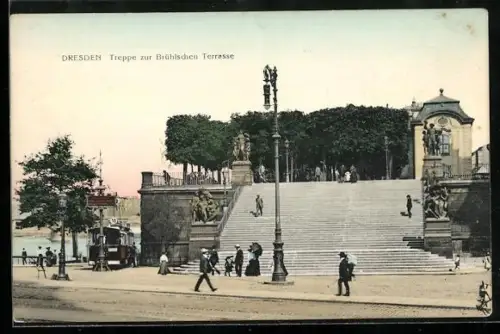 AK Dresden, Treppe zur Brühlschen Terrasse, mit Strassenbahn