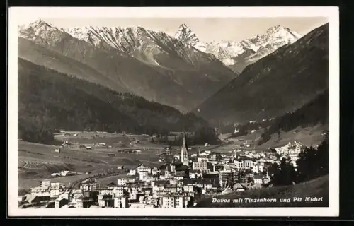 AK Davos, Totalansicht mit Tinzenhorn u. Piz Michel