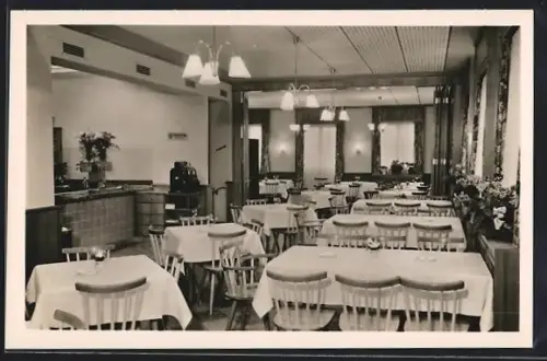 AK Kaiserslautern, Gasstätte Haus Hamann, Inh. Richard u. Grete Czerny, Innenansicht, Mannheimerstrasse 144/146