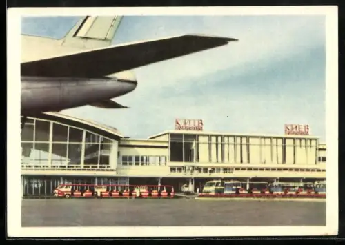 AK Kiew, Flughafen mit Flugzeug auf dem Rollfeld