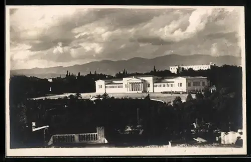 AK Athen, Gebäude mit Säulenvorbau aus der Vogelschau