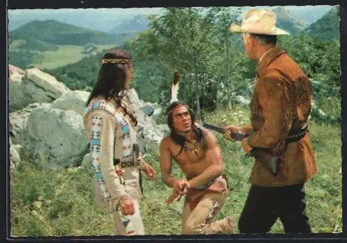 AK Film Unter Geiern, Schauspieler Pierre Brice, Stewart Granger und Georg Mitic